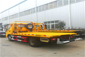 下关附近拖车救援搭电